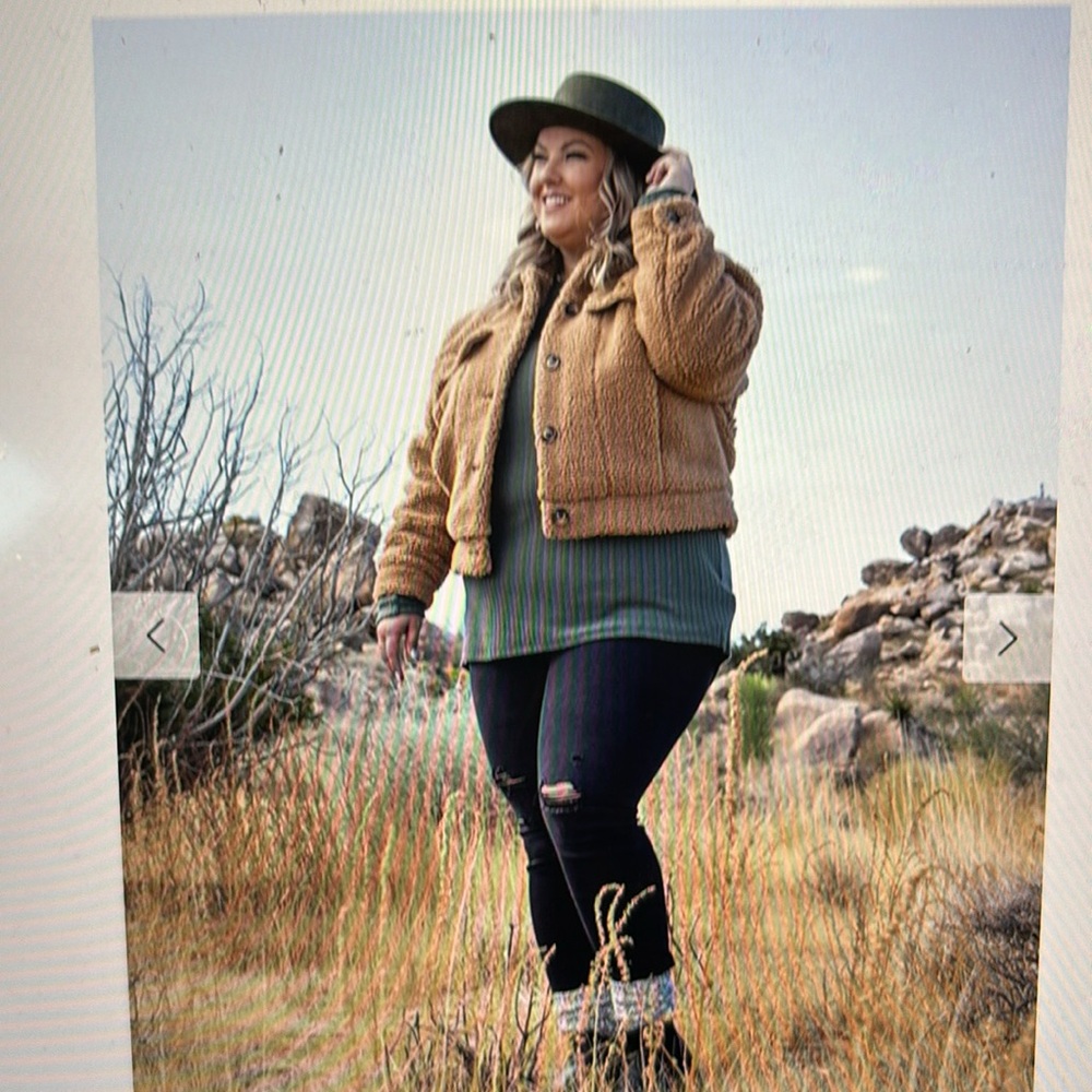 LuLaRoe Great Outdoors Berlin Sherpa Jacket